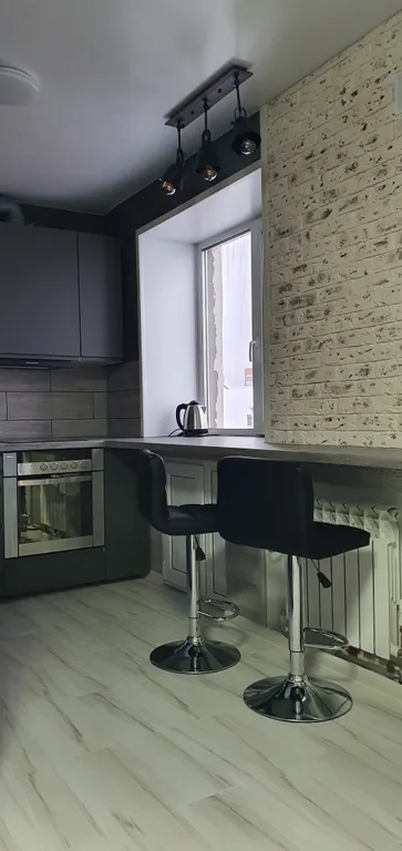 Уютная студия в центре города с видом на озеро