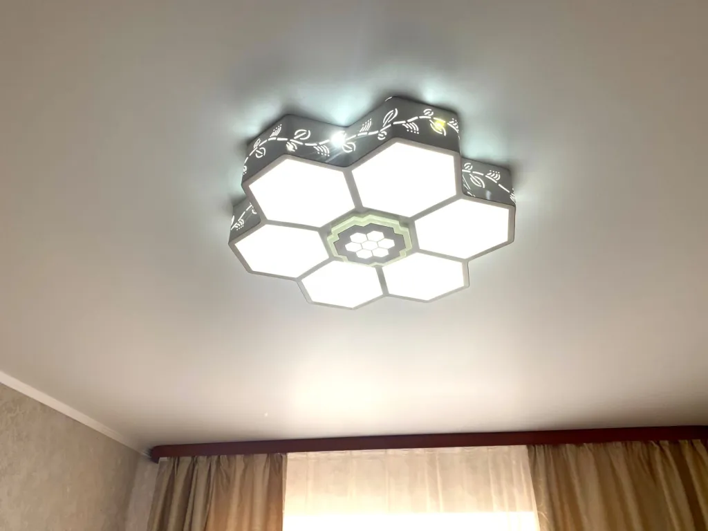 Трёхкомнатная квартира у ТЦ Оазис Плаза