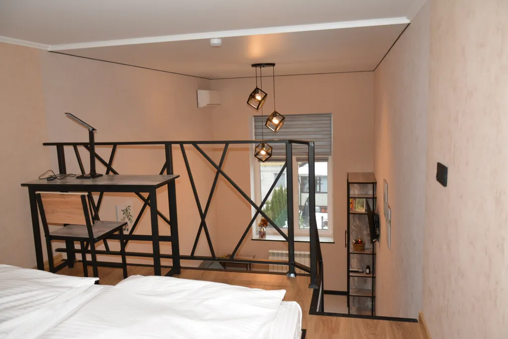 Семейная двухуровневая студия