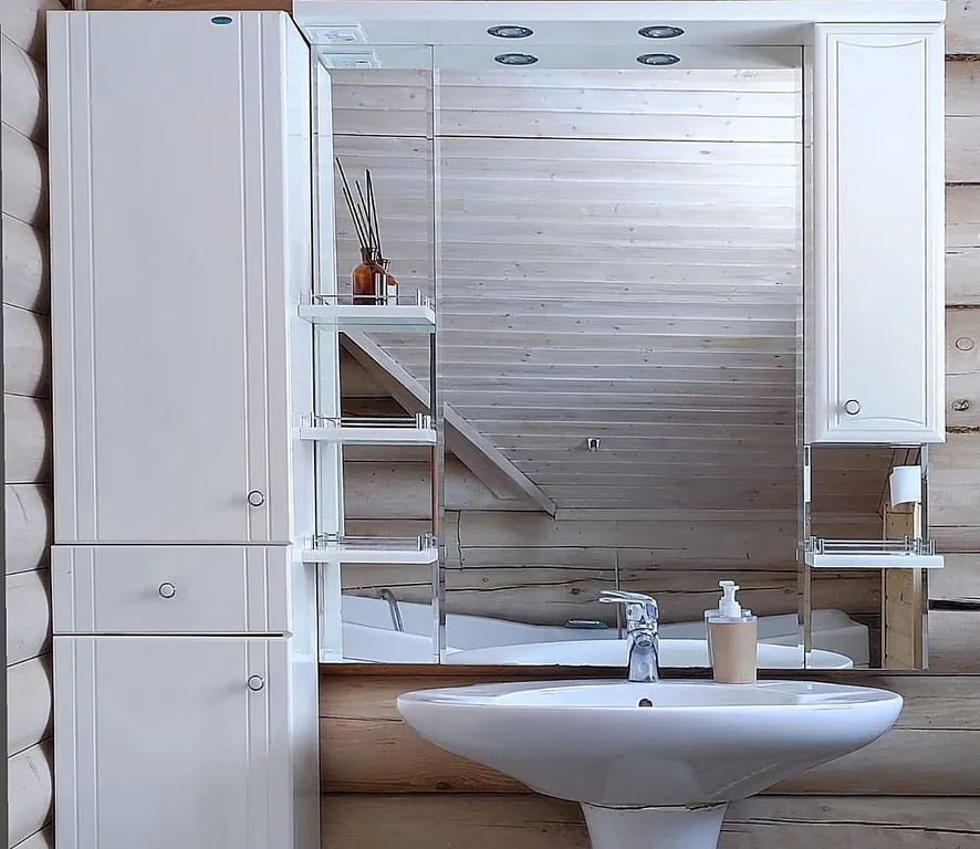 Коттедж Коттедж Просторный сруб с гамаком, камином и баней — Мезмай