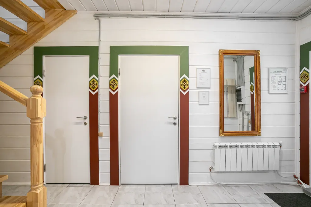 Коттедж Дом Ереван с балконом и открытой верандой в Кикино на Веле — Кикино