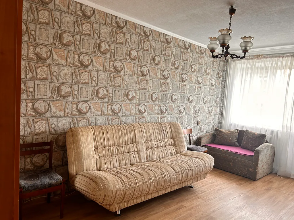 1-комнатная квартира возле городского озёра