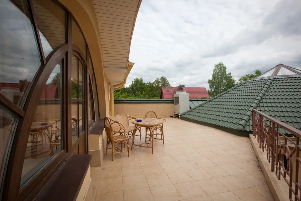 Экслюзивный коттедж с двумя бассейнами