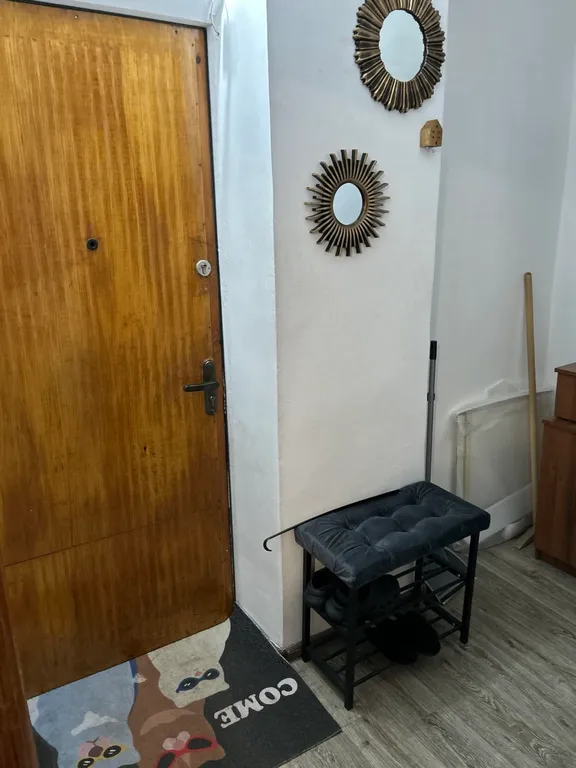 Солнечная уютная квартира возле набережной