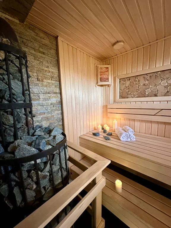 Уютный загородный дом с баней на дровах в дали от шума