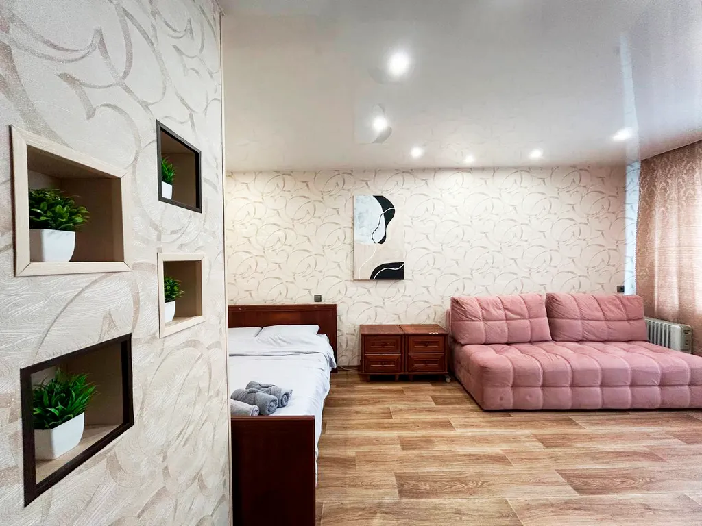 Квартира Apartments в цeнтpaльнoм районе — аренда посуточно в Мурманск