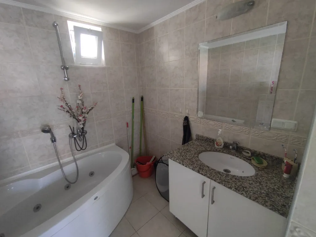 Уютная квартира с выходом в сад