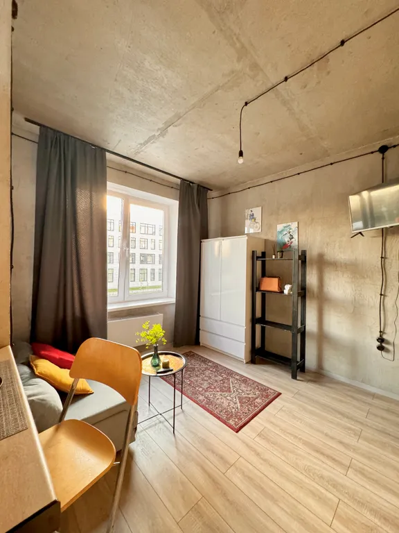 Уютная дизайнерская студия лофт