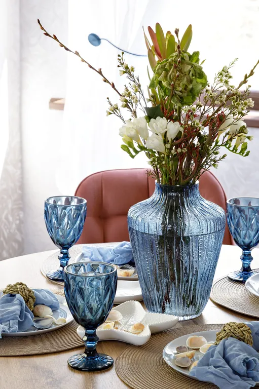 Современный дом в морском стиле с сауной