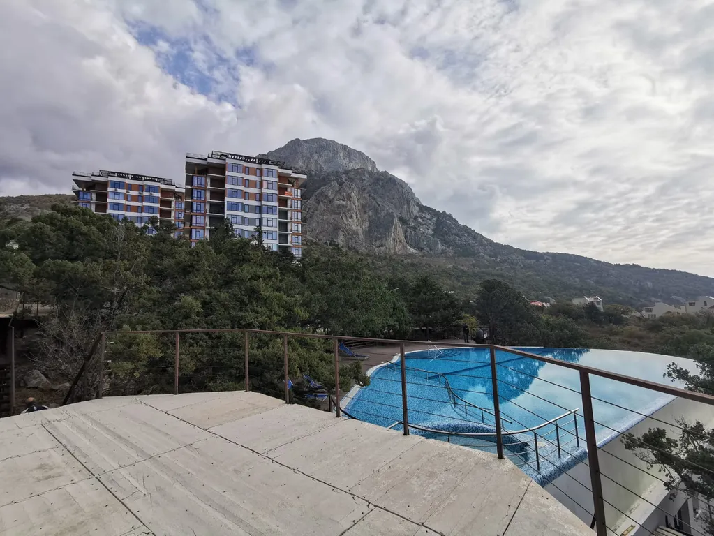 Апартаменты в Ласпи с видом на море