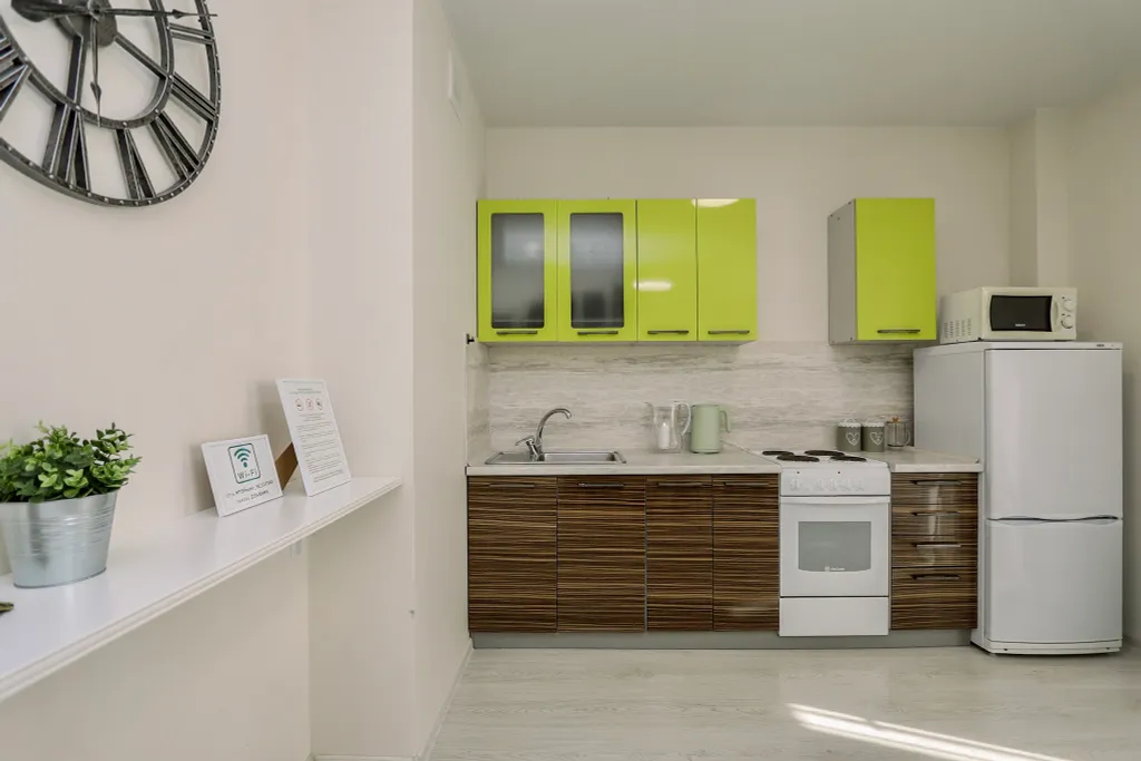 4 Угла: Тот самый ЖК колизей на набережной, М.Горького, 150