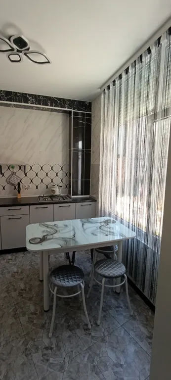 Гаражный коттедж Подкова 48