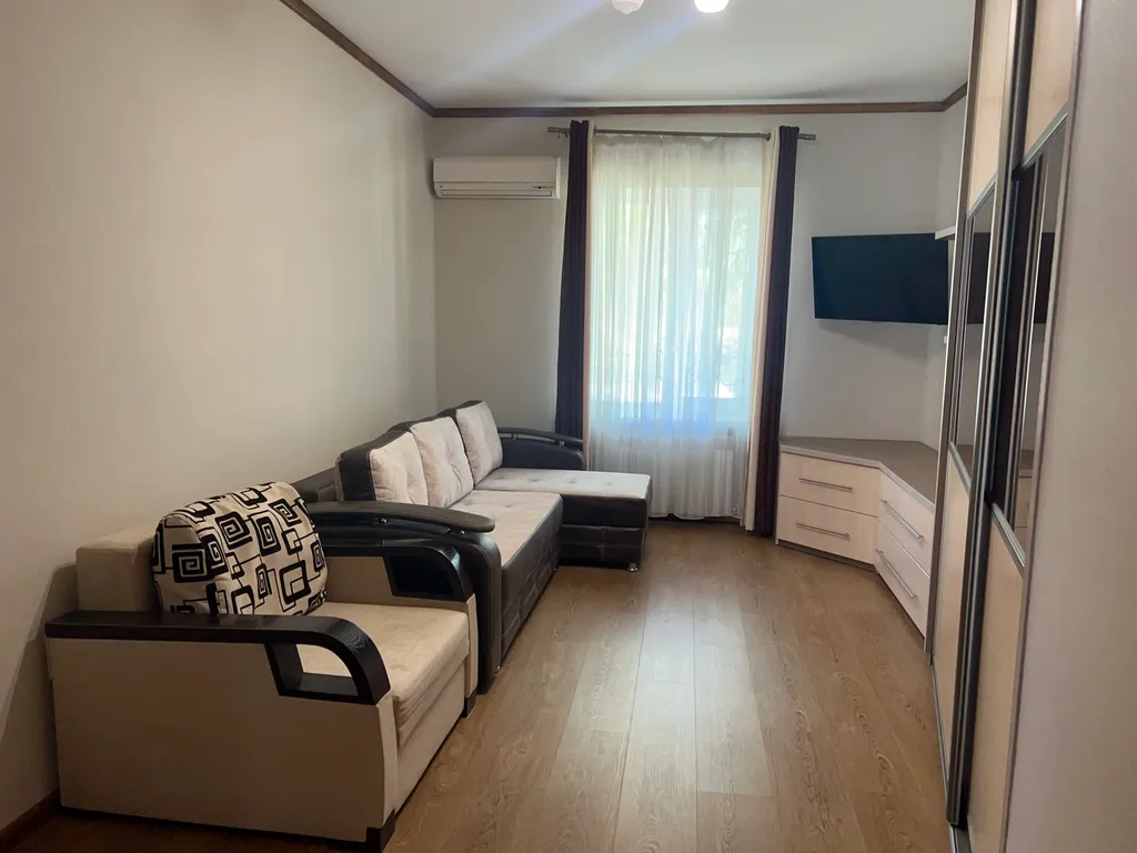 Уютная квартира возле набережной