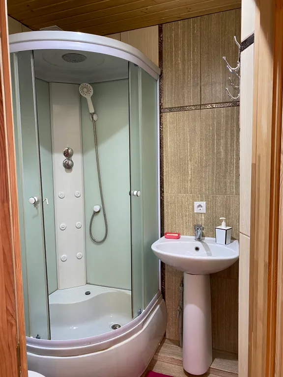 Номер с видом на Мирский замок