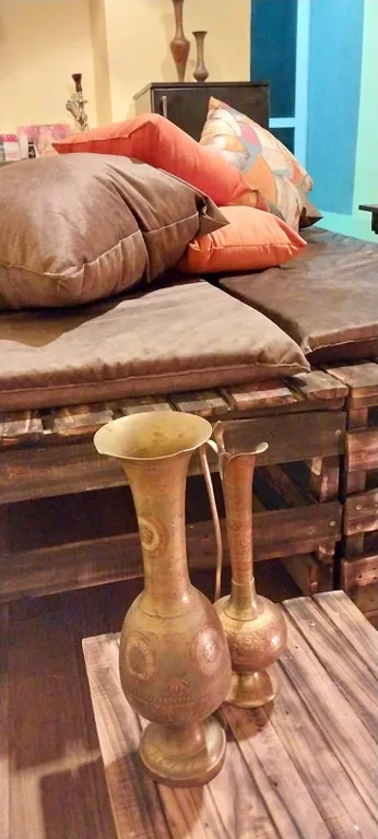 Modern famely Suit City Center