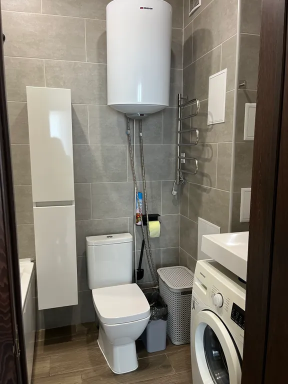 Вместительные апартаменты в новом ЖК, центр города