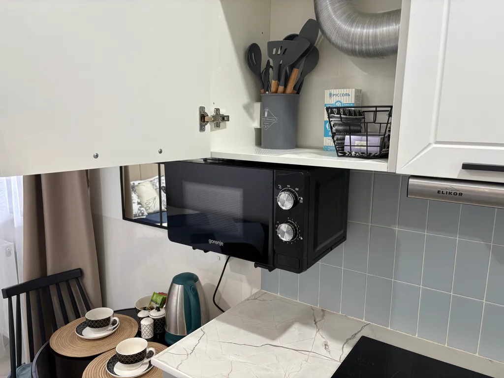 Стильная уютная инстаграммная студия "тропики" в элитном жк