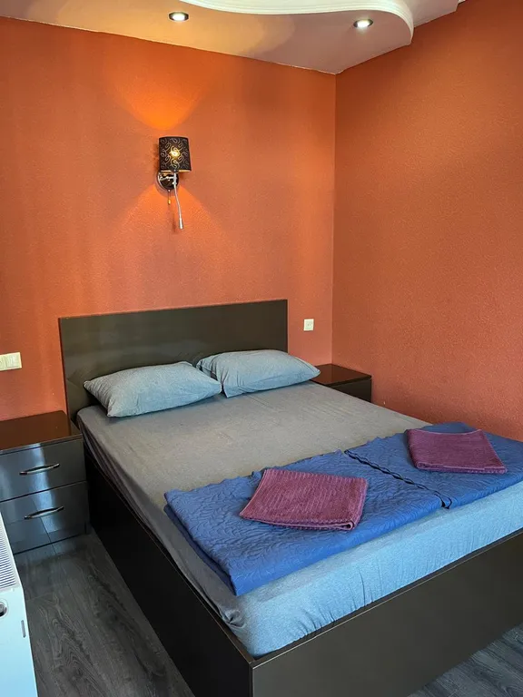 Квартира Квартира с изолированной спальней — Батуми