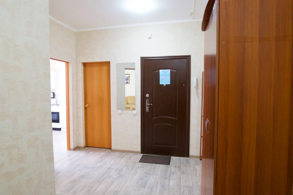 Квартира Двухкомнатная квартира для 6 гостей у ТРЦ Планета — Красноярск