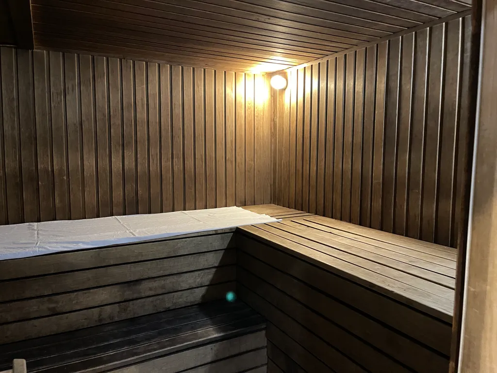 Медвежий берег