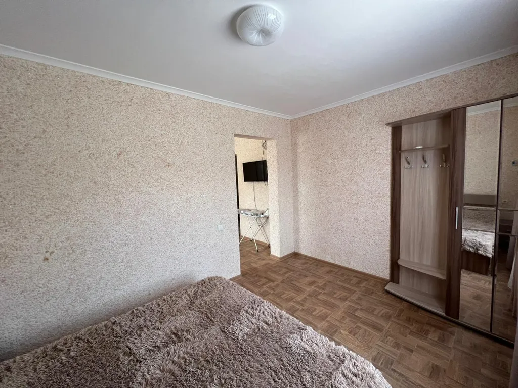 Уютный дом-этаж 5 комн.