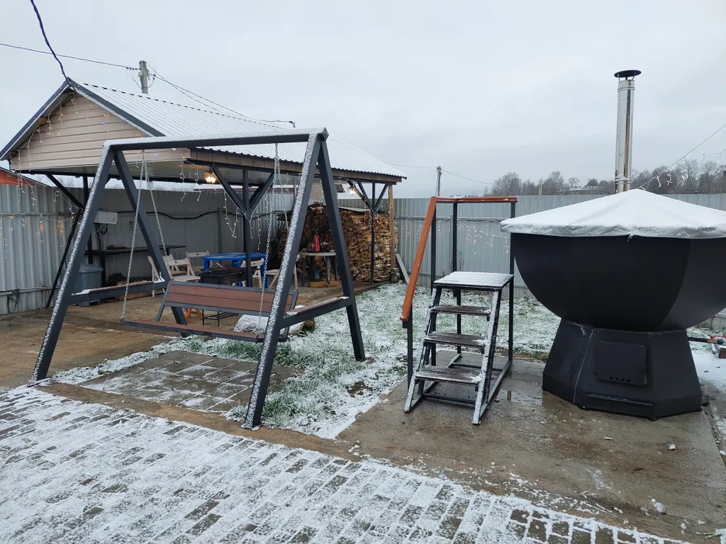 Дом на берегу залива