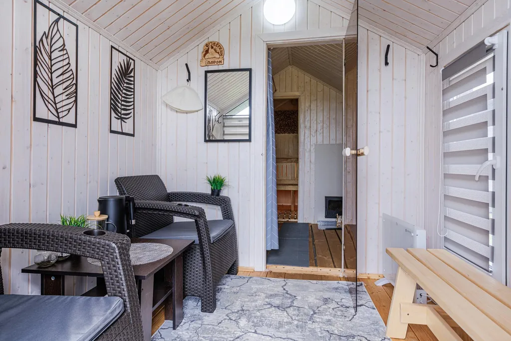 Коттедж Уютный дом с баней, вблизи водохранилища — Лопотово