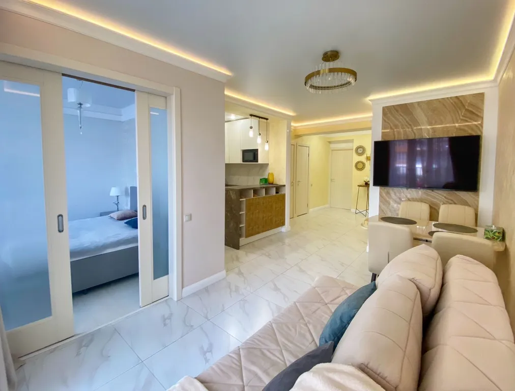 Шестиместная просторная двухкомнатная квартира — аренда посуточно в Дагомыс