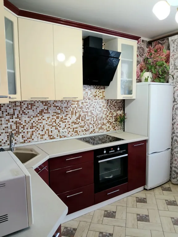 Квартира с видом на город, в центре левого берега