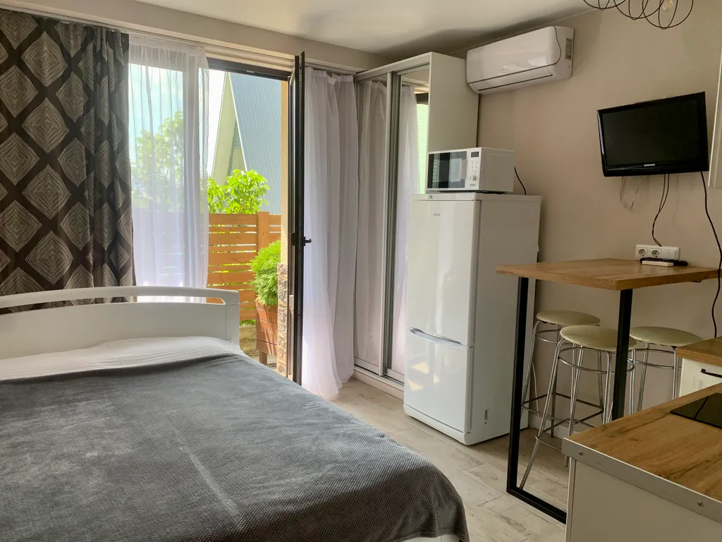 Студия 5 с патио