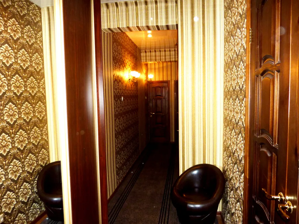 Просторная двухкомнатная сталинка в районе Вечного огня