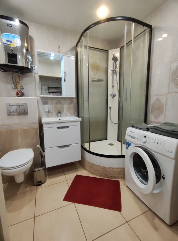 Большая квартира, кухня отдельно