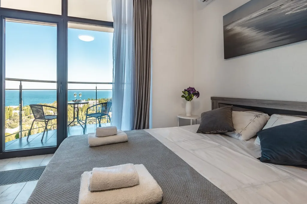 Апартаменты с видом на море в Крымской резиденции