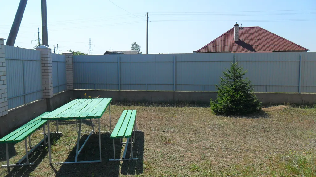 Коттедж 2 этажа в уединенном месте Бреста с парковкой во дворе