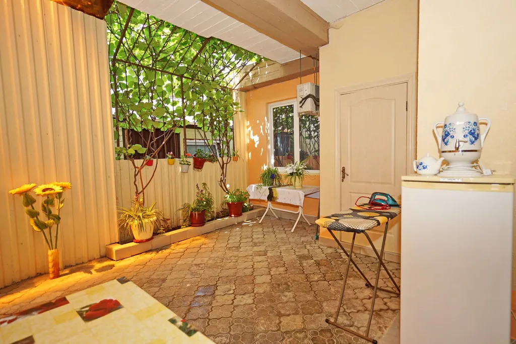 Уютный домик в парковой зоне, на берегу моря