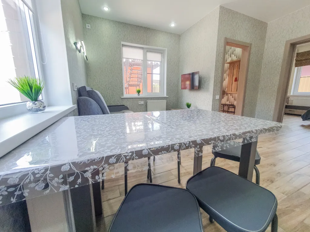 Отдельный дом на первой линии Азовского моря