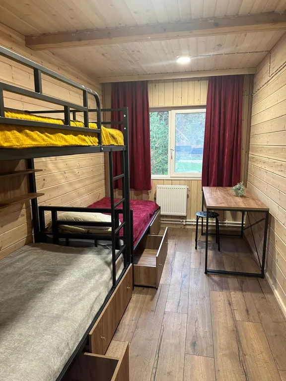 Коттедж на берегу озера