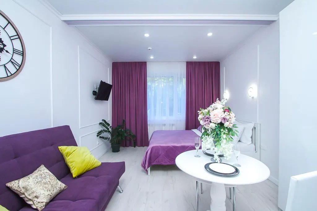 Студия с дизайнерским ремонтом