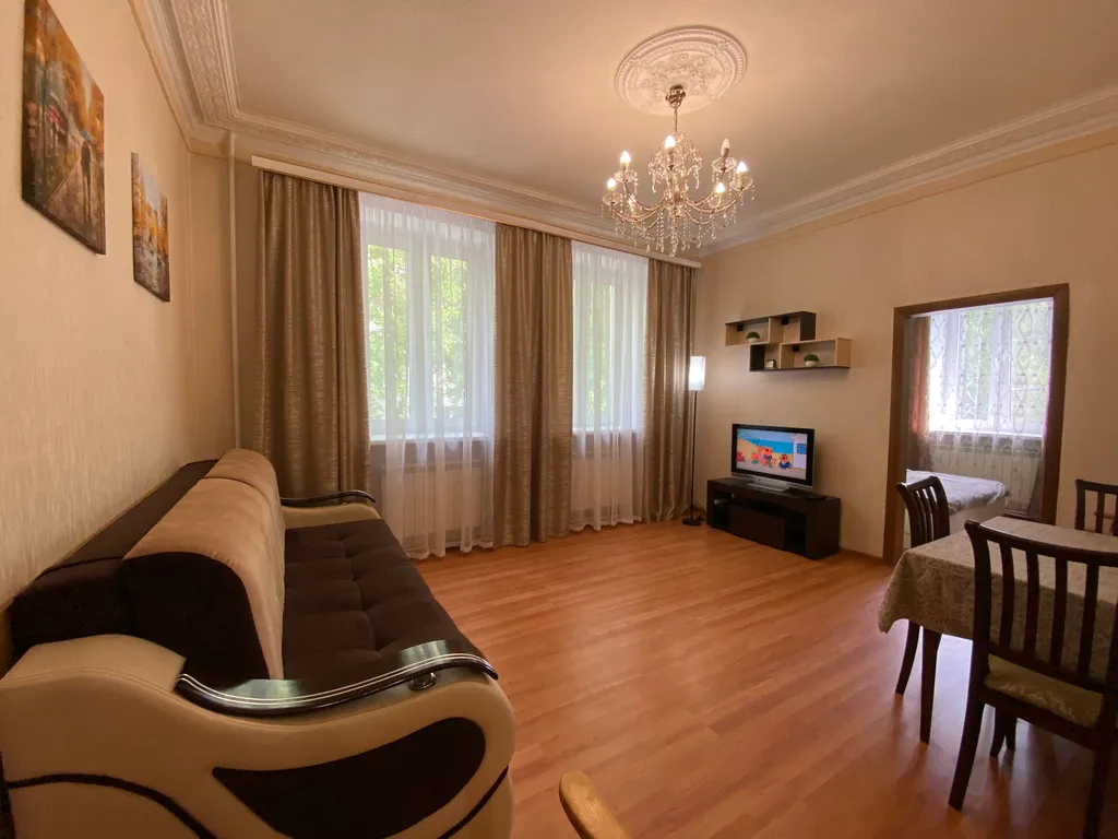 Классическая 2-комнатная квартира в центре — аренда посуточно в Тула