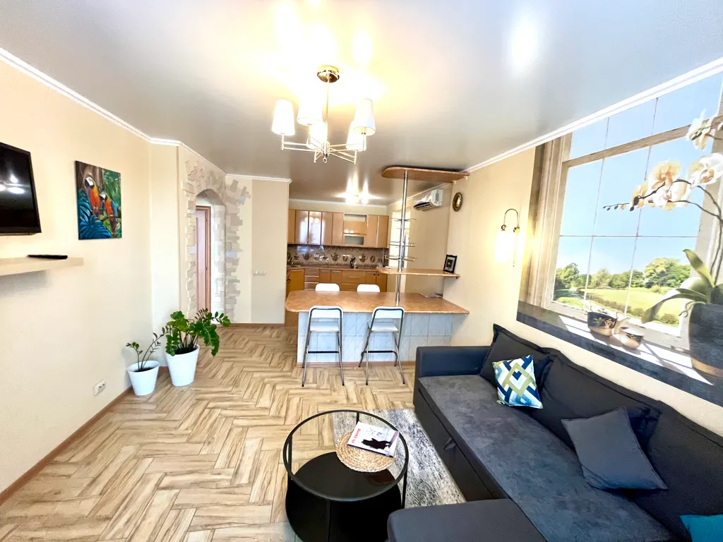 Квартира Квартира Современный Ренесанс, евродвушка — Краснодар