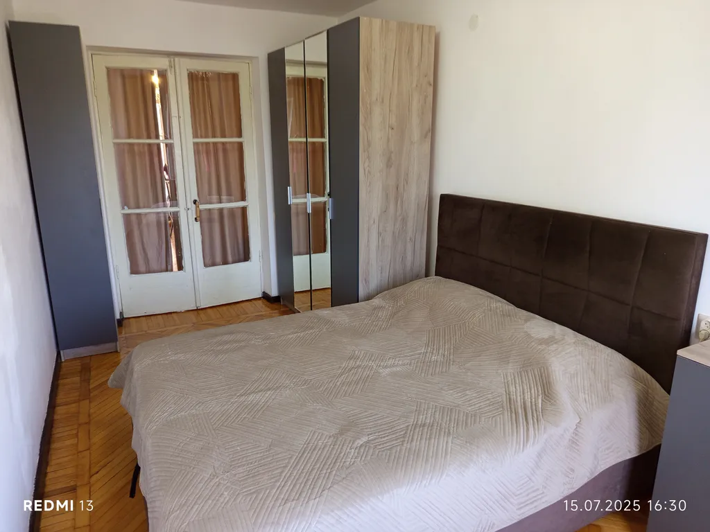 2х комнатная квартира в центре.