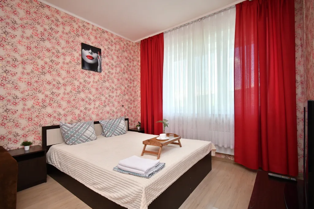 Хорошая уютная квартира в центре Советского района — аренда посуточно в Красноярск