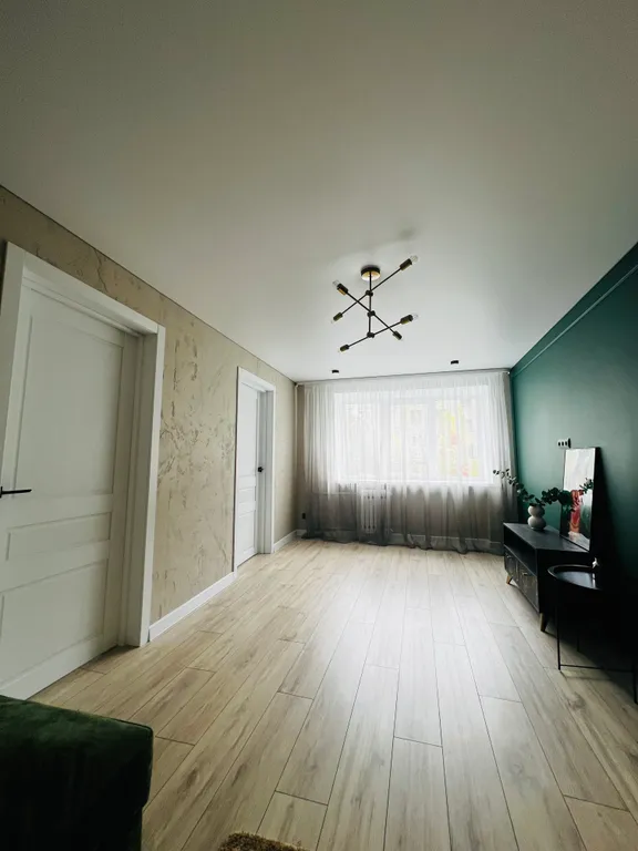 Просторная квартира в центре города с дизайнерским ремонтом