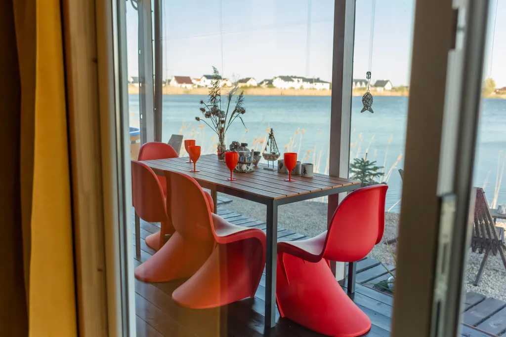 Коттедж Дом на берегу озера с банным чаном — Сокольники