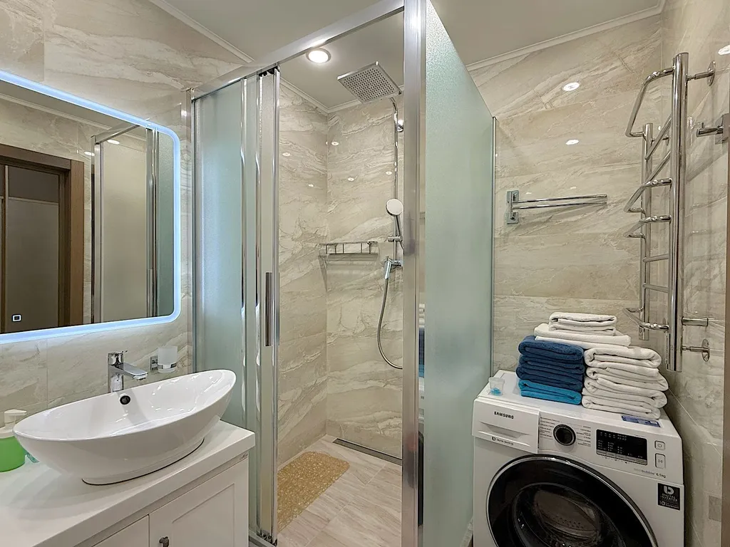 Апартамент Акваделюкс с бассейном, банями, пляжем, стоянкой