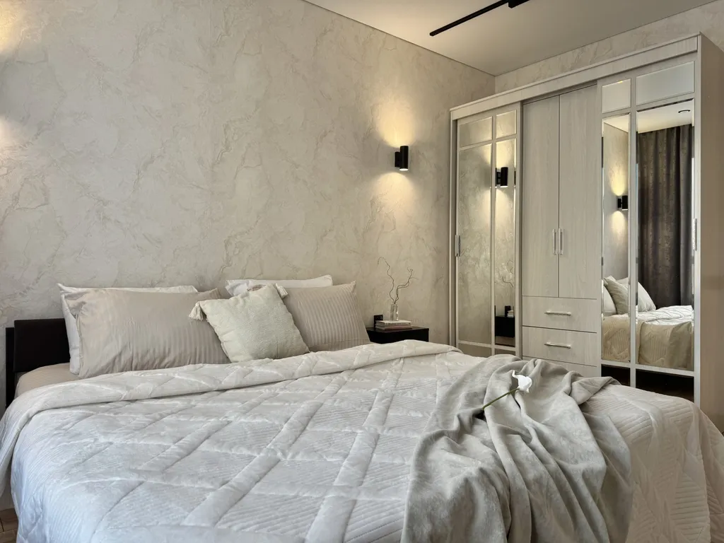 Квартира Квартира Просторная евродвушка с двумя Smart-TV в Прованс — Новосибирск