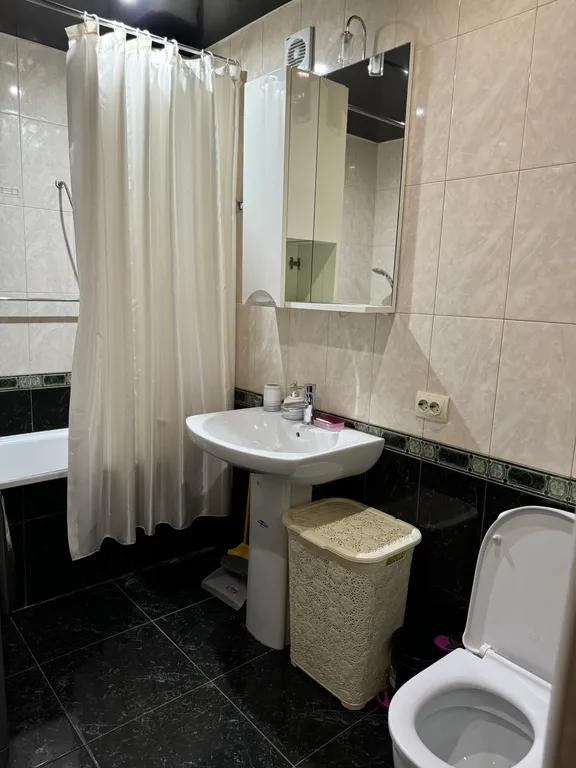 Квартира 2 х комнатная квартира в центре Сухума у моря — Сухум