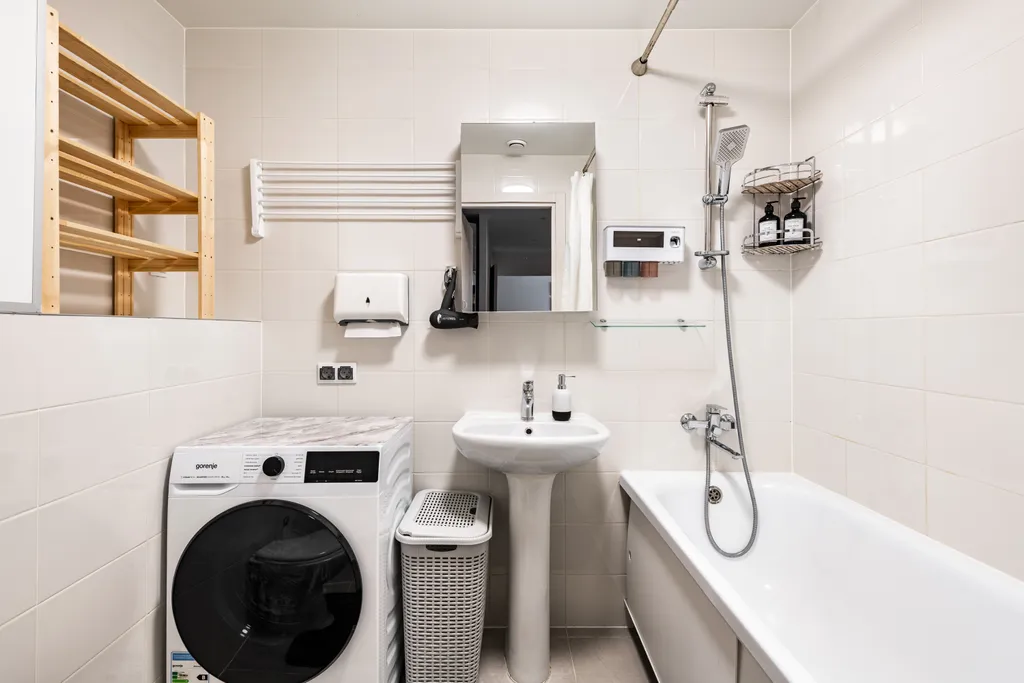 Квартира Квартира Большая Белая Кингсайз — Москва