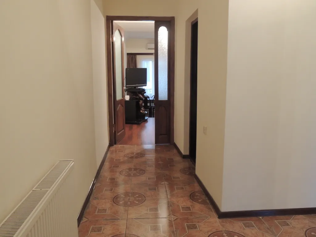 4-комнатная Квартира