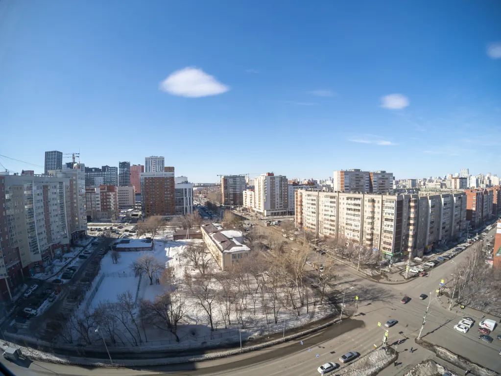 Двушка с подсветкой в спальне и панорамным балконом